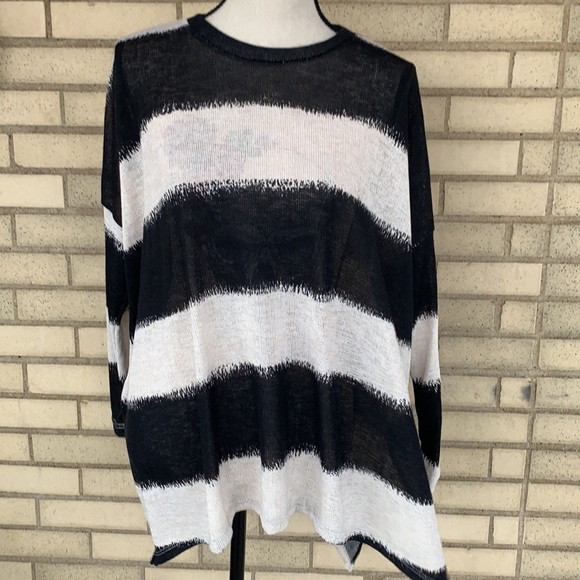 ❌DONATED❌Cherish Black White Stripe Drop Shoulders Boxy Tunic Top - Picture 5 of 12